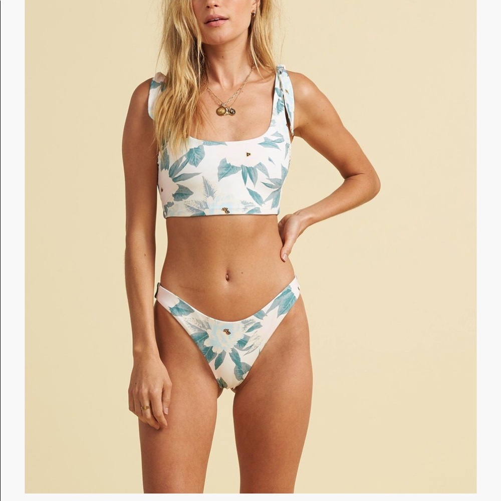 Billabong x The Salty Blonde Sandy Babe Bikini Top